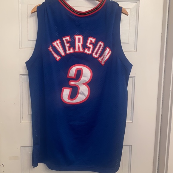 Vintage 76ers Allen Iverson Jersey - Picture 4 of 6